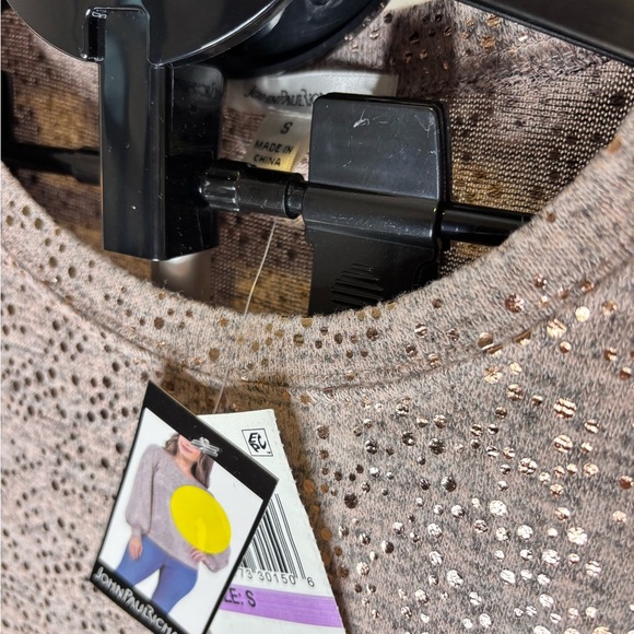 John Paul Richard Pink Sweater with Metallic Dots & Balloon Sleeves - Picture 4 of 5